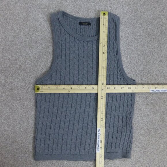 Massimo Dutti Silk Blend, Cable Knit Vest Top (Size M) - Picture 10 of 12